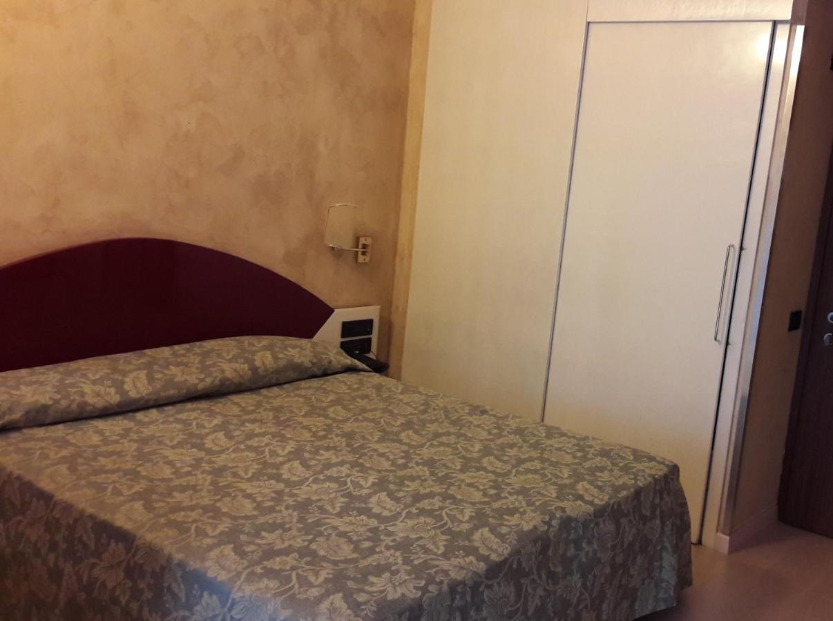 Hotel Continental تورينو المظهر الخارجي الصورة