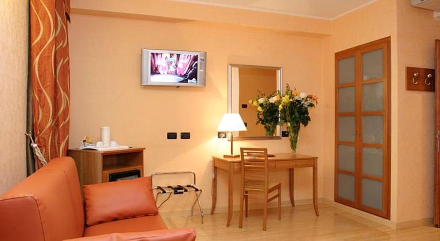 Hotel Continental تورينو الغرفة الصورة