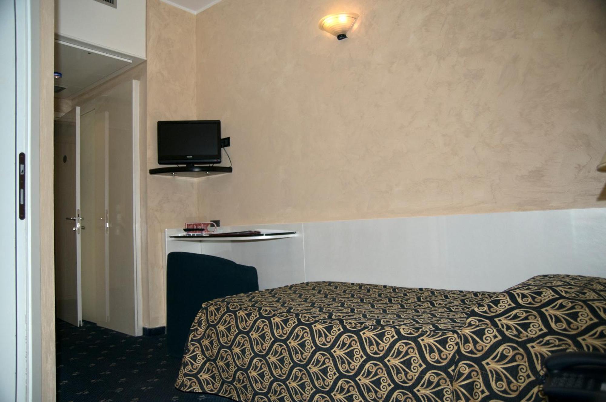 Hotel Continental تورينو المظهر الخارجي الصورة